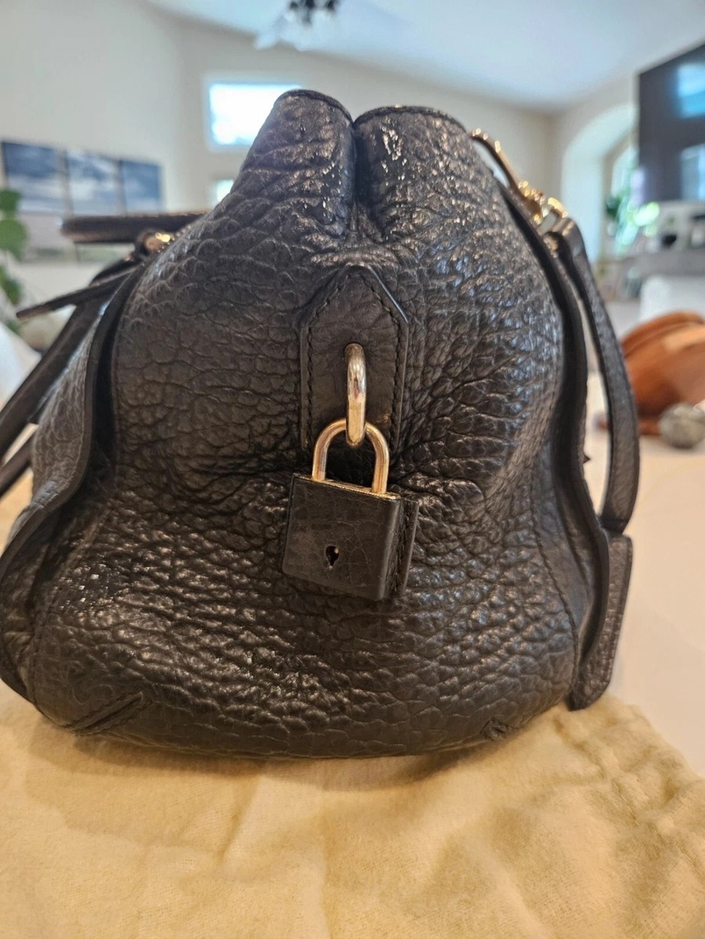 AUTHENTICATED Burberry Heritage Grain Leather Gladstone in Black - Picture 8 of 16